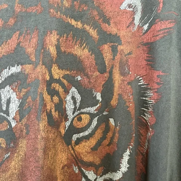 Wrangler Charcoal Gray Tee with Rust Graphic - Picture 3 of 4